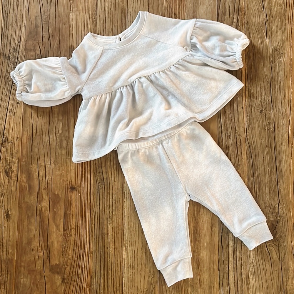 Baby Gap girls matching set!